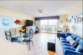 1 bed 2 bath with balcony view of the Gulf